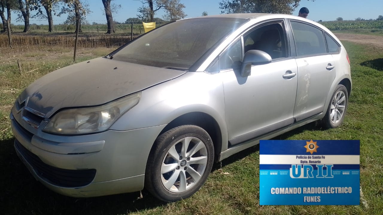 El Comando Radioeléctrico de Funes recuperó un auto que había sido robado en Rosario